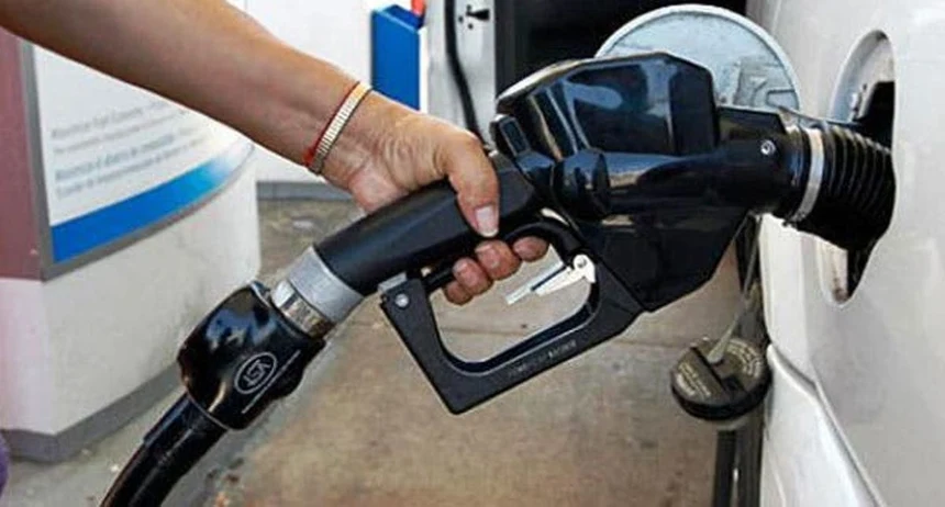 Oil prices fall to pre-war levels but Nigerian pump prices stay above N1,200