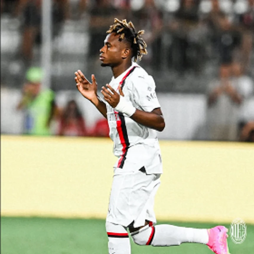 New AC Milan boss to use pre-season to decide Chukwueze's fate after Fulham loan